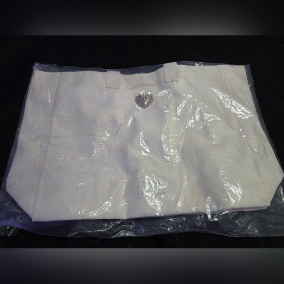 NIP Dolce and Gabbana Devotion tote - Picture 1 of 8